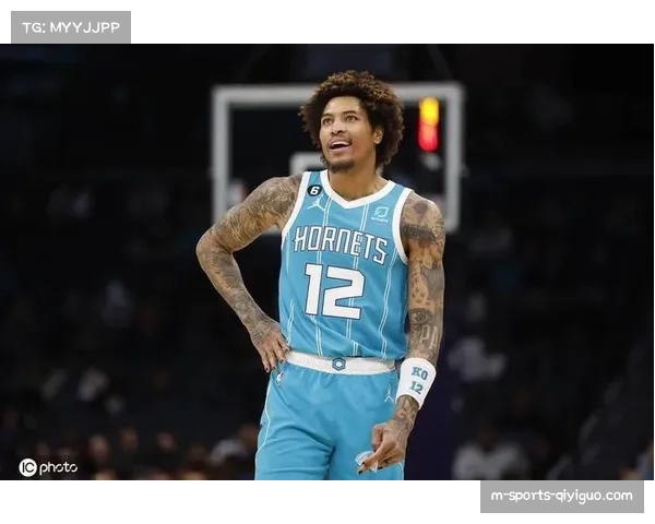 凯利乌布雷膝盖伤势复出倾向明显 76人侧翼防守迎积极信号